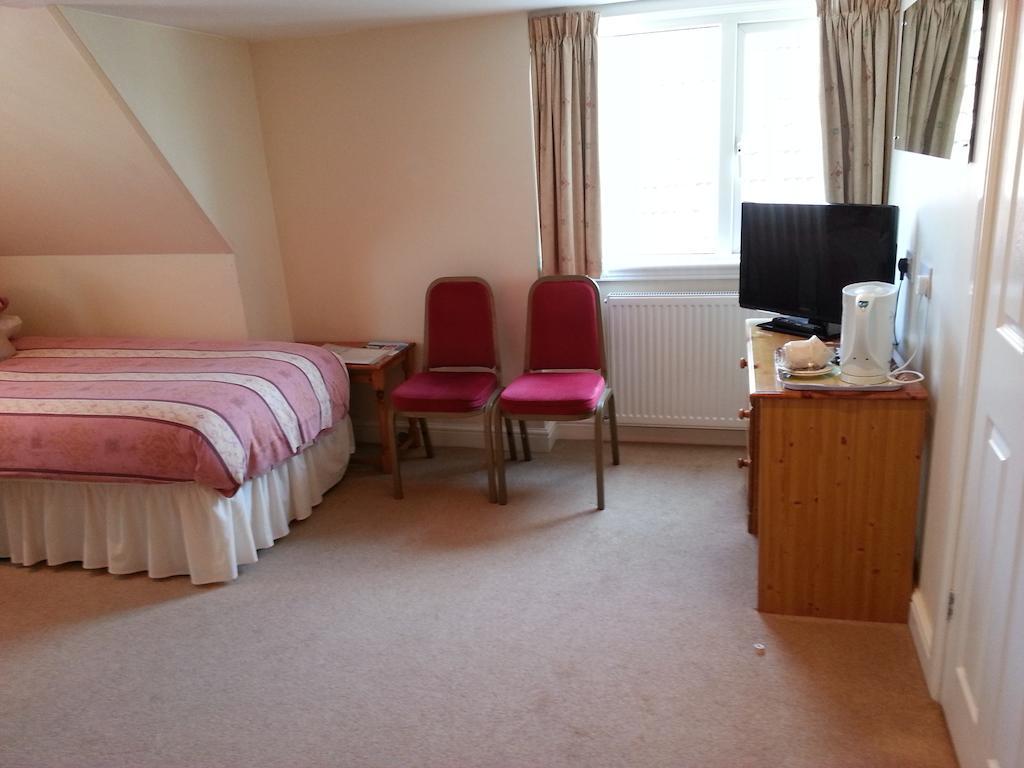 Landguard Lodge Southampton Room photo
